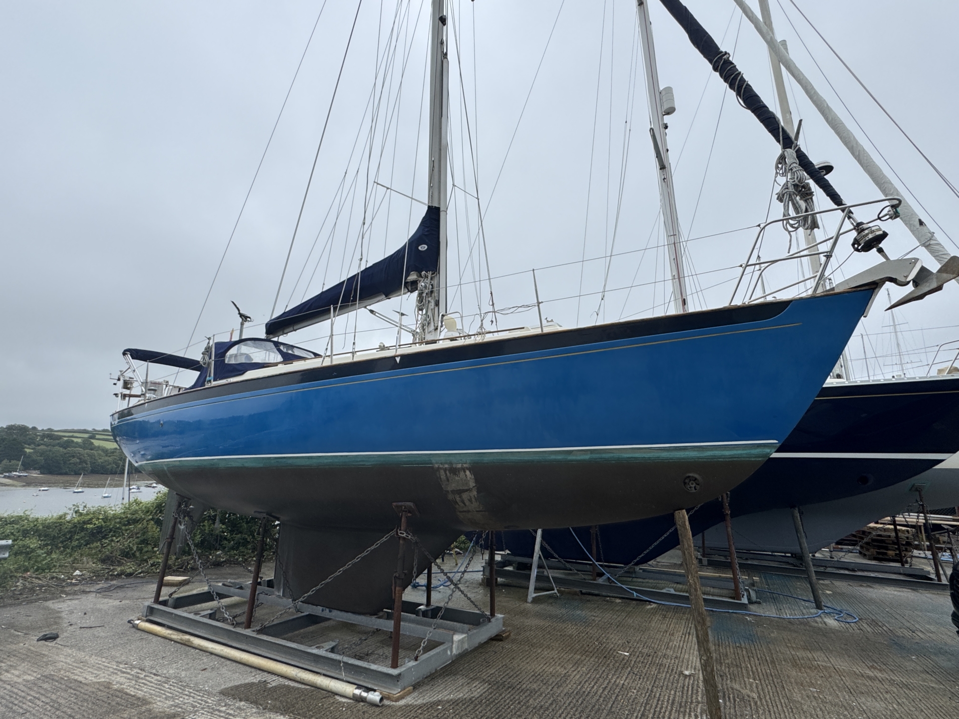 1999 Victoria Yachts 34 - Photo 1