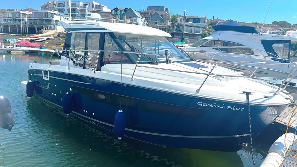 Merry Fisher 895 Offshore