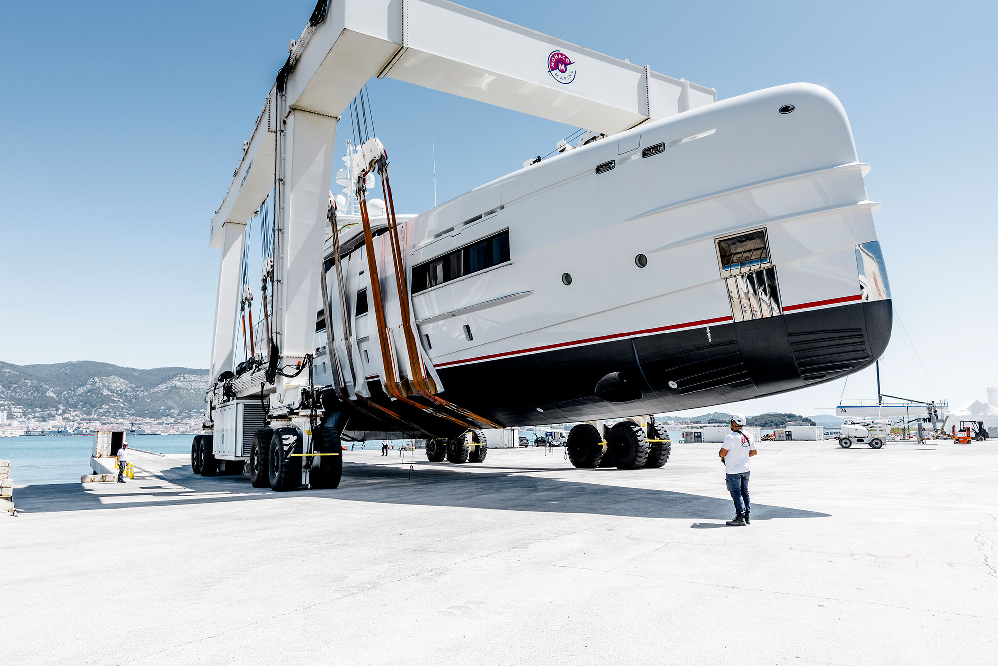 68493f20e5b7bf59afa59c51_Monaco-Marine-7350_W0A7350