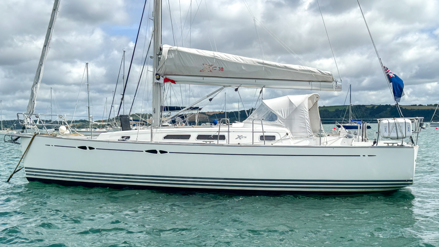 X-Yachts XC38